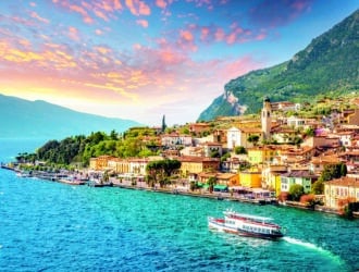 shutterstock 2460567937 klein
