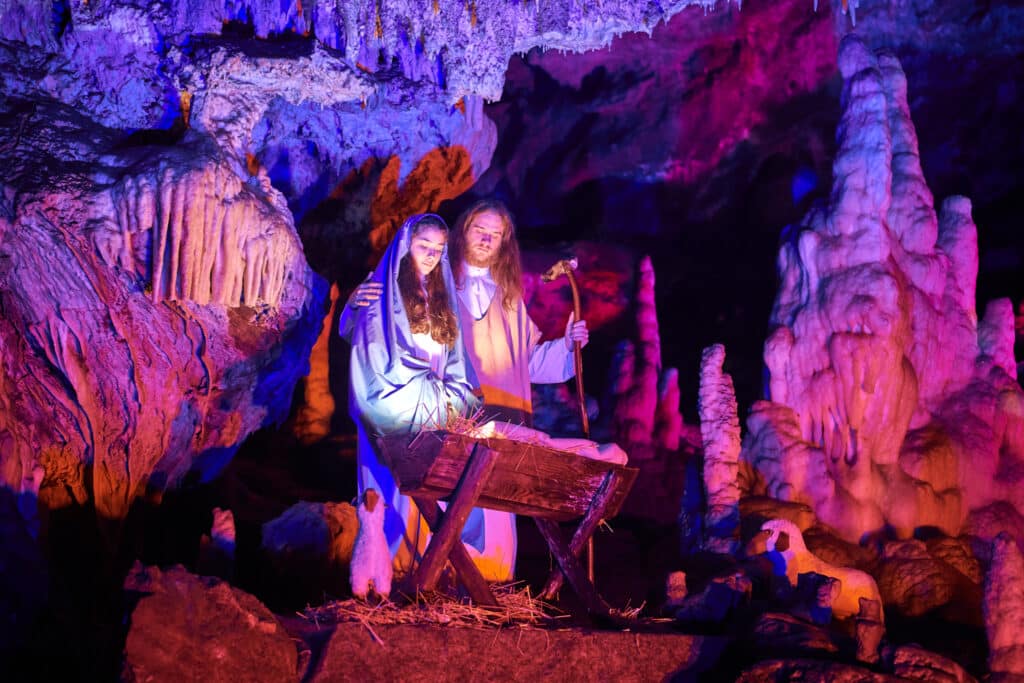 ๐๐๐ซรผ๐ก๐ซ๐๐ง๐ ๐ฌ๐๐กรถ๐ง 2 02 Living Nativity in Postojna Cave Slovenia. Photo Ziga Intihar
