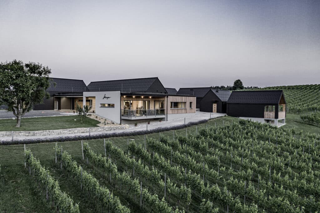 Lenka Skringer c Weingut Skringer