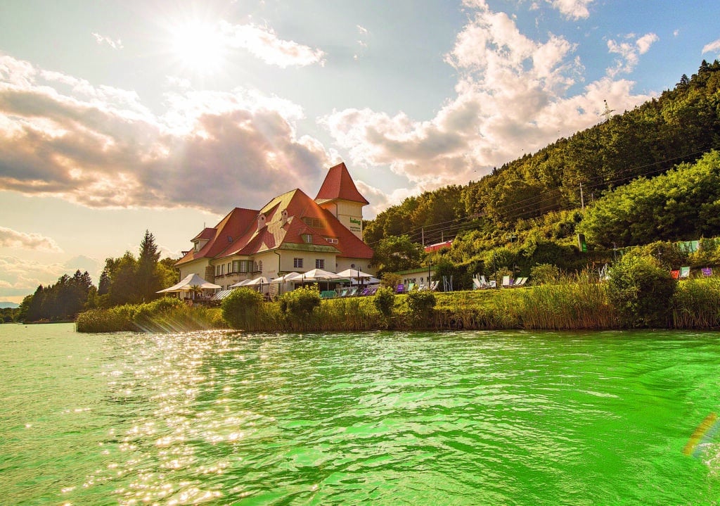 Die besten Beach Bars am Wörthersee 3 Aufmacher Bild Electric Garden vom see ausclaurent lecocq